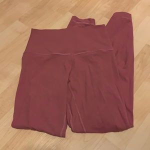 Rose colored Lululemon align leggings 25 inch